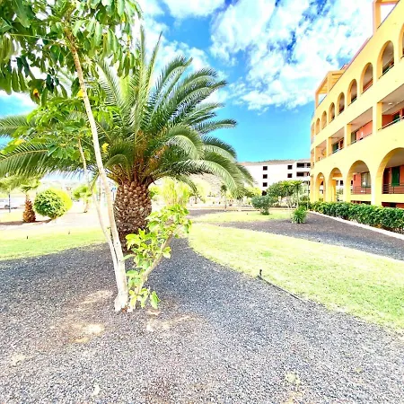 Comodo Apartamento De Un Con Vistas A La Piscina En Costa Del Silencio