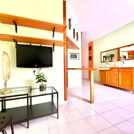 Comodo Apartamento De Un Con Vistas A La Piscina En *